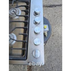Jenn-Air 4-Burner 30 Downdraft Natural Gas Cooktop JGD3430BS00 UNTESTED