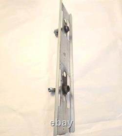 OEM Jenn-Air 73001281-73001418 Range Burner Main Jet Holder/Hanger Burner