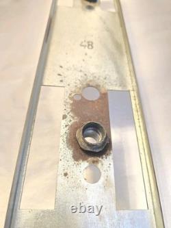 OEM Jenn-Air 73001281-73001418 Range Burner Main Jet Holder/Hanger Burner