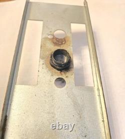 OEM Jenn-Air 73001281-73001418 Range Burner Main Jet Holder/Hanger Burner